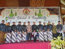 Bupati Halbar Kukuhkan Pengurus Paguyuban Kerukunan Warga Jawa