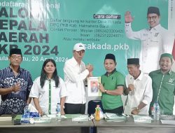 Muhammad Syukur Mandar Mendaftar Sebagai Bakal Calon Bupati Halbar di Partai PKB