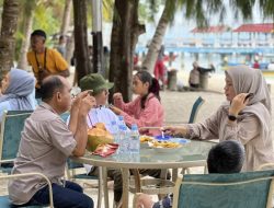 Pj Bupati Morotai Berlibur di Pulau Dodola Bersama Keluarga