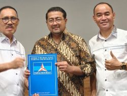 Bapaslon JUJUR Terima Surat Tugas Dari DPP Demokrat, Ini Penjelasannya