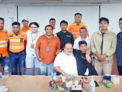 Anak Yatim Piatu Korban Banjir Bandang Rua, Menggugah Hati Haji Robert 2 Anak di Undang Ke Gosowong