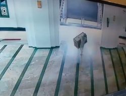 Buntut Uang Lamaran Kekasih, Seorang Pria Nekat Mencuri Kotak Amal Masjid