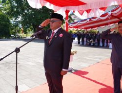 Gubernur Sampaikan Amanat Menteri Sosial Pada Upacara Hari Pahlawan