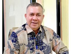 Gubernur Samsuddin Abdul Kadir Kembalikan Fachruddin Tukuboya Sebagai Kadis DLH