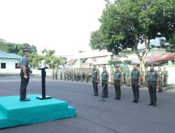 Danrem 152 Baabullah Pimpin Acara Kenaikan Pangkat Prajurit