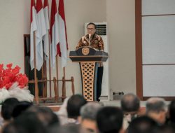 Tulus Membangun Daerah, Bupati IMS Minta Camat, Kades Hingga Kepsek Komitmen Beri Pelayanan Kepada Masyarakat
