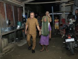 Bupati Ikram Malan Sangadji Pastikan Warga Halteng Peroleh Rumah Layah Huni