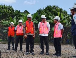 Inspektur Jenderal Kemkomdigi Gelar Uji Coba Jaringan Internet di Desa Idamdehe