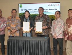 Gubernur Lakukan Penandatangan MoU dengan Telkomsat