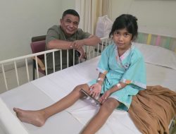 NHM Bantu Pengobatan Aurelia Dari Gurua Ke Jakarta