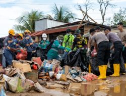 Harita Nickel dan Masyarakat Kawasi Satukan Langkah di World Cleanup Day