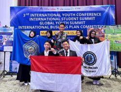 Dua Tim FEB Unimus Sabet Prestasi di Essay Internasional Malaysia