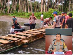 Polsek Obi Selatan Gotong Royong Bangun Rakit Permuda Akses Masyarakat