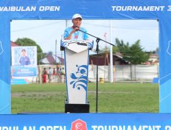 Ini Pesan Bupati Ikram Pada Pembukaan Tournament Sepak Bola Waibulen Cup III