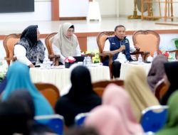 Bersama Petugas Kebersihan, Ini Yang Disampaikan Bupati Ikram