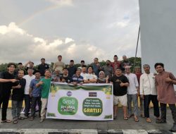 Salter Belben Sguard Bagi Takjil Ramadan, Pererat Solidaritas Driver Online di Ternate