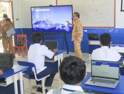 Bupati Sapa Siswa SMP 6 Banemo Tekan Pentingnya Perdamaian Pasca Konflik