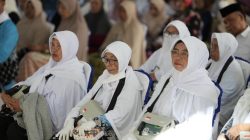 Bupati James Lepas Jemaah Calon Haji Asal Halbar