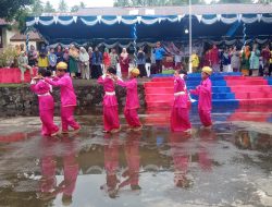Semarak Hardiknas, SMA Negeri 6 Ternate Gelar Upacara dan Tampilkan Tarian Tradisional 