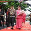 Tradisi Adat dan Pedang Pora Sambut Kapolda Maluku Utara di Sofifi