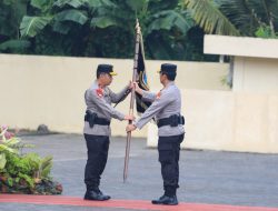 Kapolda Terima Pataka “Fodudara Ngon Moi-Moi” Perkuat Semangat Persaudaraan dan Pengabdian