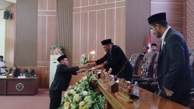 DPRD Halmahera Barat Sahkan Dua Ranperda