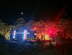 ANTAM UBPN Maluku Utara Gerak Cepat Tangani Kebakaran Lahan di Halmahera Timur