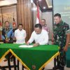 Halut Dapat 1.067 Hektar Lahan, Bupati Piet Tandatangan Kontrak Cetak Sawah 