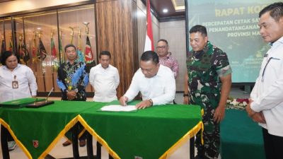Halut Dapat 1.067 Hektar Lahan, Bupati Piet Tandatangan Kontrak Cetak Sawah 