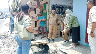 Kadis PUPR Kota Ternate Tinjau Langsung Pekerjaan Drainase di Kelurahan Gamalama