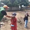 Dampak Kabut Asap Karhutla, BPBD Halbar Gencar Bagikan Masker